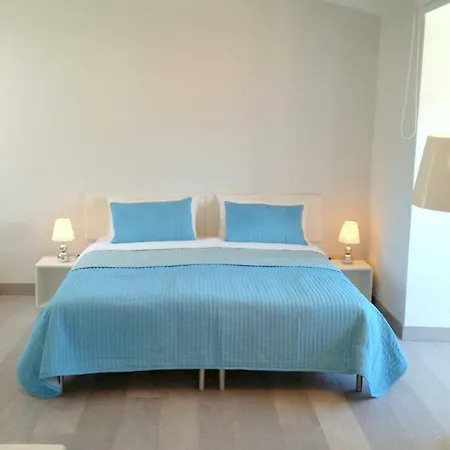 Bed & Breakfast Unique 3*