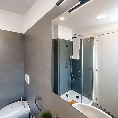 فندق مبيت وإفطار Unique 3*