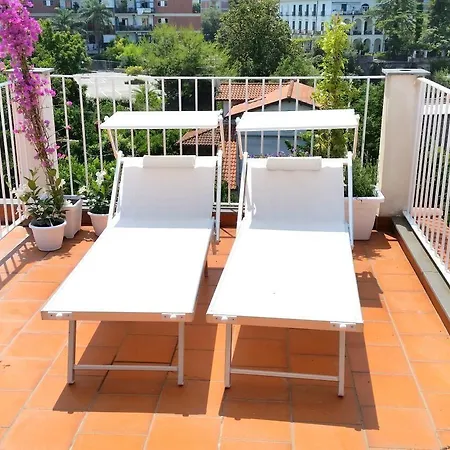 Unique فندق مبيت وإفطار 3*