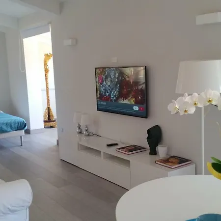 Oda ve Kahvaltı Unique